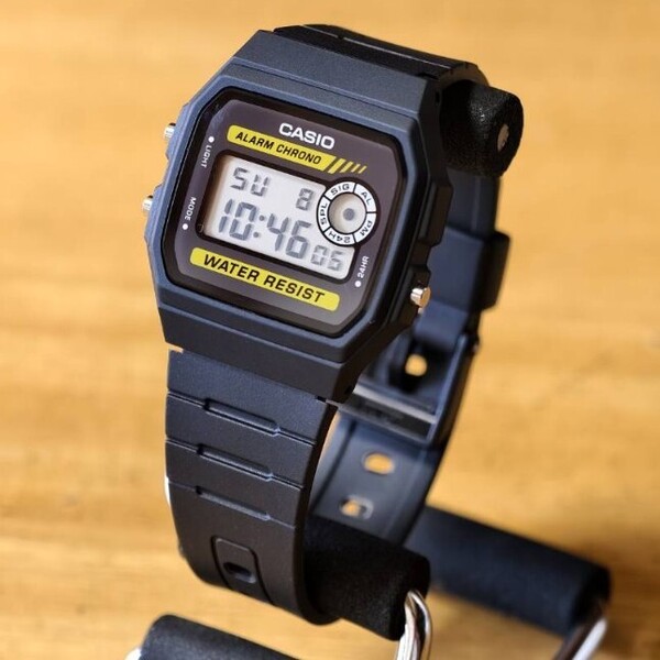 【新品・箱なし】カシオ CASIO デジタル クオーツ メンズ 腕時計 F-94WA-9 ブラック