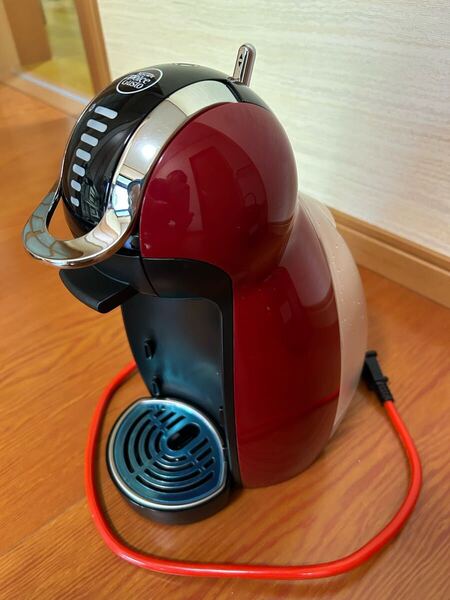 ネスカフェ ドルチェグスト ジェニオ2プレミアム MD9771 エスプレッソ式 ネスレ NESCAFE コーヒーメーカー 動作確認済 カプセル15個付