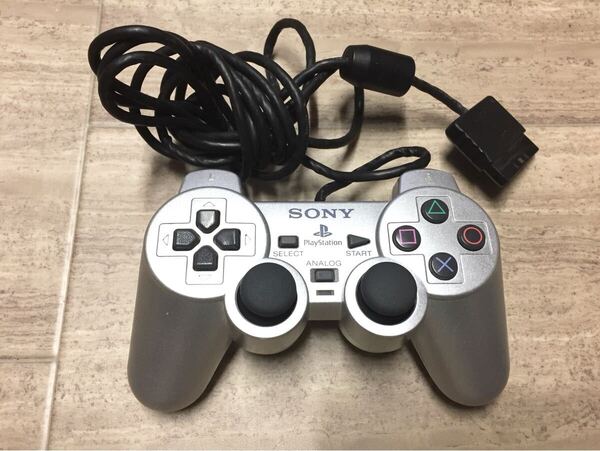 ★美品即決★PS2 SONY純正品 コントローラー デュアルショック2 シルバー15