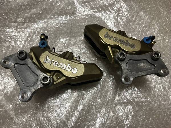 ブレンボbremboフロントキャリパー 4POTピッチ65mm サポート付き72mm GSX1100S 750 刀 ゼファー1100 Z750FX 500SS マッハ ZZR1100 GPZ750