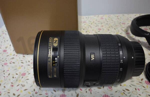 !! Nikon AF-S Nikkor 16-35mm f4G VR 極美品と判断しています。!!
