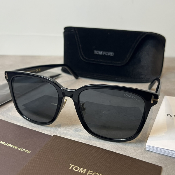 正規品 新品 トムフォード TF1136K 01A メガネ サングラス 眼鏡 アイウェア TOMFORD