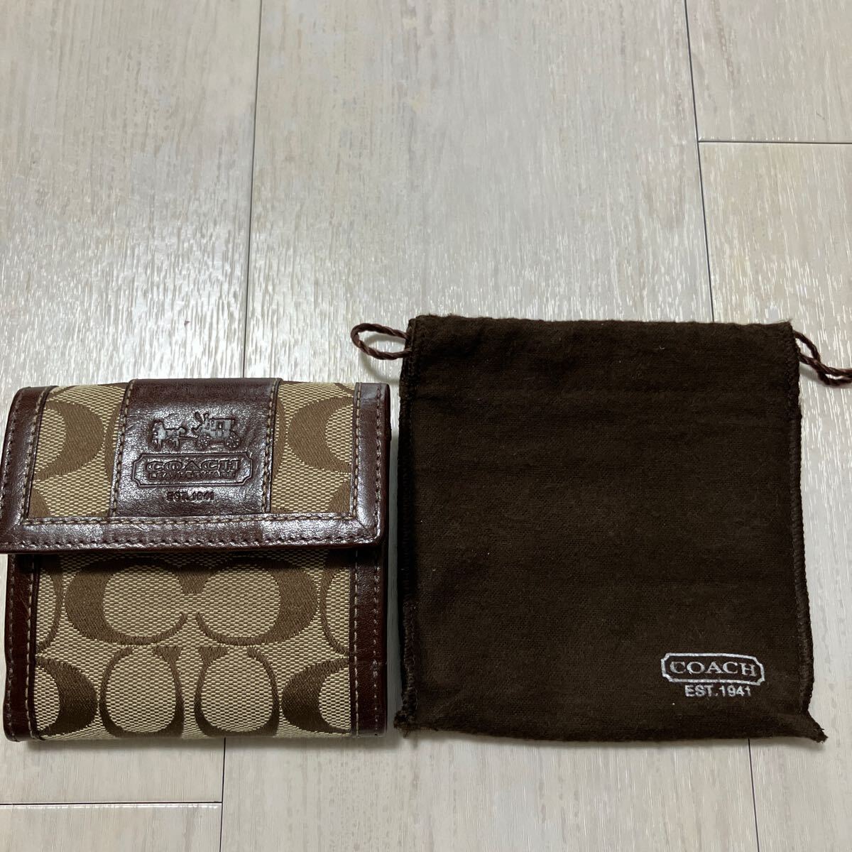 2025年最新】Yahoo!オークション -コーチ 二つ折り財布の中古品