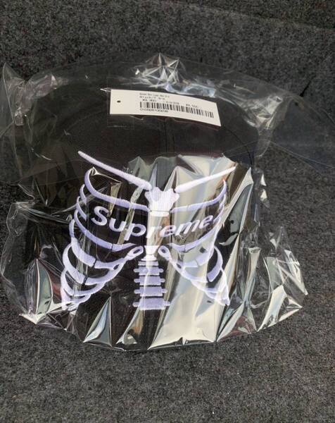 SUPREME シュプリーム 25ss Bones Box Logo New Era 59FIFTY ボーン ボックスロゴ ニューエラ キャップ 7 3/4 (61.5cm) ブラック 未使用