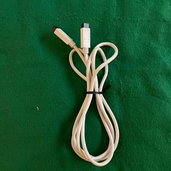 FireWireケーブル(9ピン-9ピン) 約1.5メートル 中古
