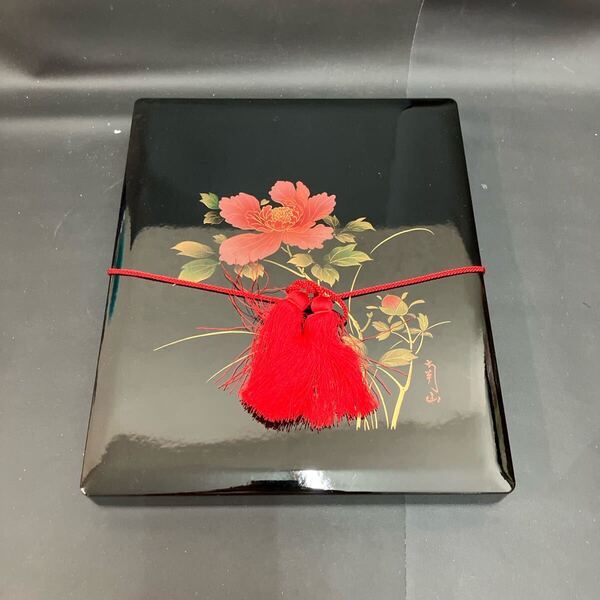 【新品】会津漆器 南山作 金彩花画 文箱 書類箱 漆塗 木製 工芸品 硯箱 漆器 硯箱 書類箱 小物入れ 蒔絵
