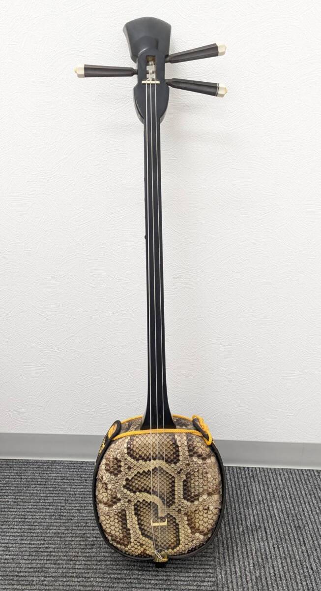 沖縄三線 沖縄三味線 人工革 合皮 ヘビ柄 民族楽器 弦楽器 Yahoo!オークション -「沖縄三線 人工皮」の落札相場・落札価格