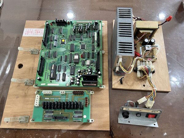 【正常稼働品】SEGA セガ NEW UFOキャッチャー 基盤、電源、スイッチ、3点セット EPR-14124(SONIC THE HEDGEHOG)基板【送料無料】