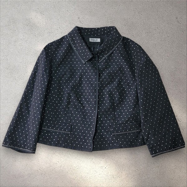 【 大きめサイズ 15号 】【 ほぼ未使用 】紫外線対策 HIROKO BIS ヒロコビス 黒 ドット柄 ジャケット HIROKO KOSHINO コシノヒロコ