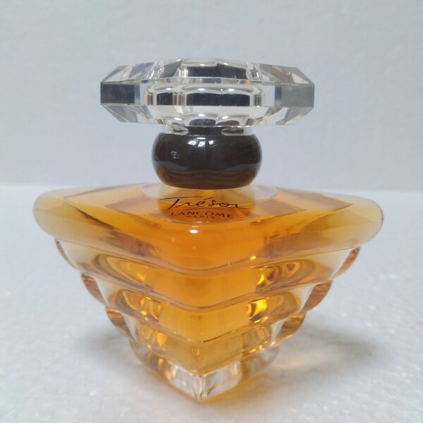 ランコム トレゾア オードパルファム EDP 50ml LANCOME Trezor EAU DE PARFUM 送料無料