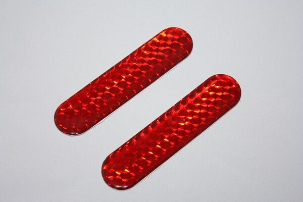 2個1セット 超薄汎用リフレクター小 リアバンパー アクセント ステッカー 自動車 バイク テール リア サイド バンパー フェンダー エアロ