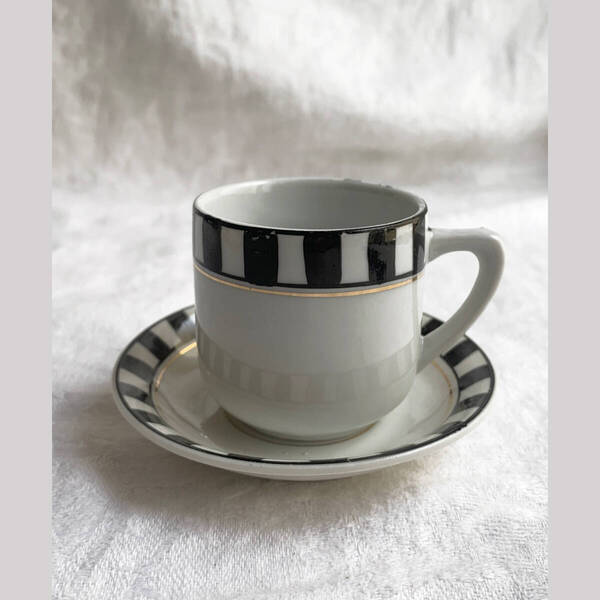 フランス 1900s パリ窯 白磁 カップ & ソーサー 金彩 紅茶 ティー コーヒー Limoges リモージュ 珈琲 磁器 陶器 パリ窯 器 アンティーク 2