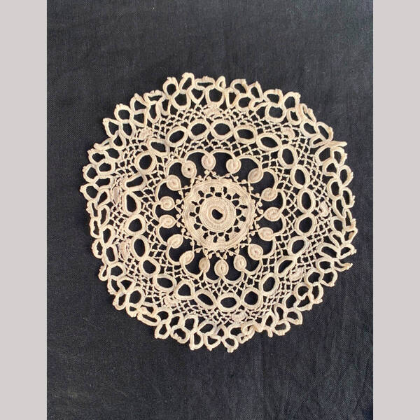 フランス 1940-70s ラウンド ドイリー センターピース レース クロッシェ ニードル プレースマット 手藝 刺繍 ヴィンテージ アンティーク