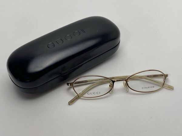 A259 美品 GUCCI グッチ メガネ 眼鏡 度なし メガネフレーム GG-1665J 85A 50□18-139 チタン