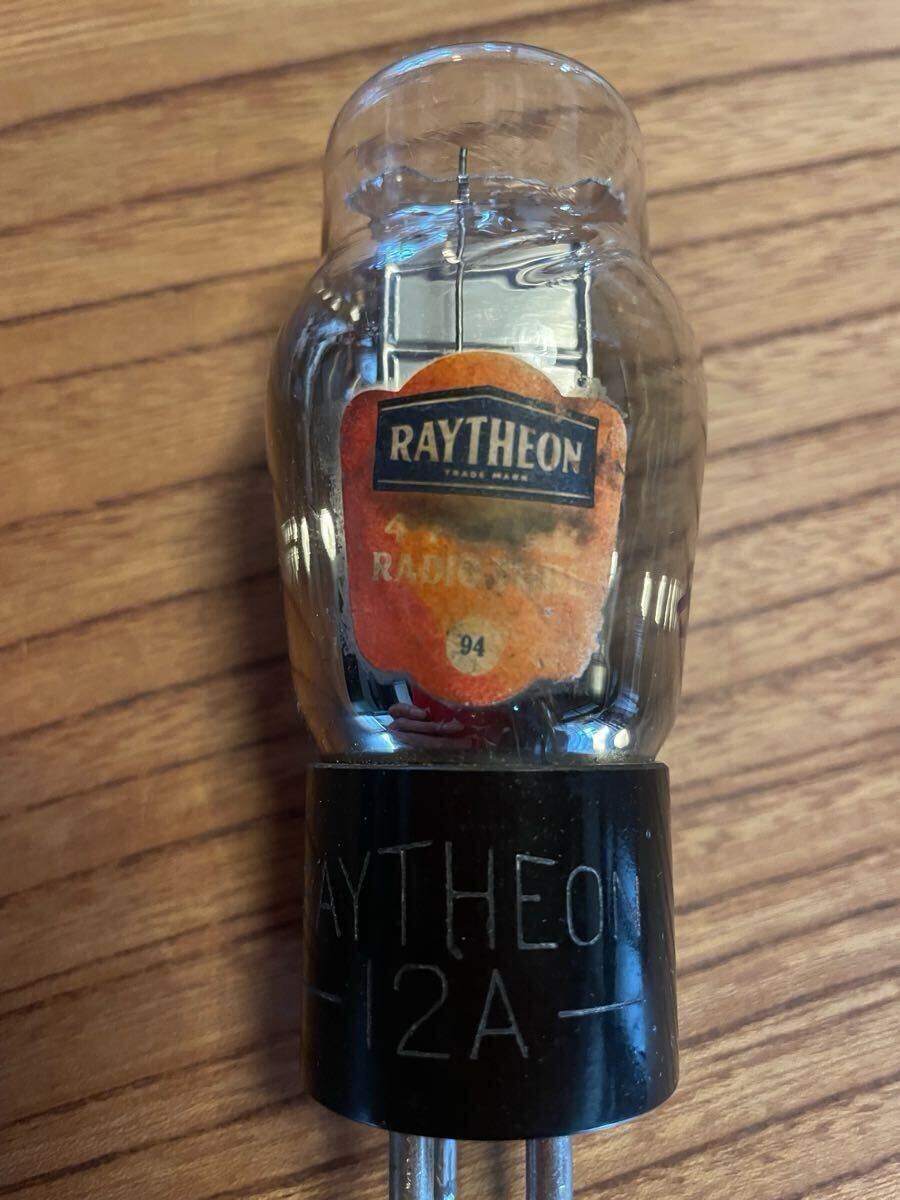 USAレイセオン製真空管　JAN6V6GT 　未使用に近い　4個セット 水曜日です。昨日のアメリカの真空管、日本製でした。おもしろい