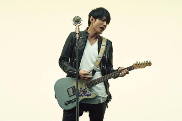 ミスチル桜井着 kiryuyrik 23SS VネックレイヤードTシャツ キリュウキリュウ メッシュ Mr.Children ミスターチルドレン