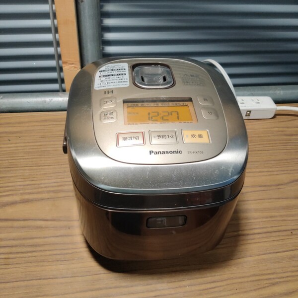 送料無料(992)Panasonic パナソニック 炊飯器 SR-HX103