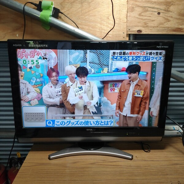送料無料(1074)SHARP シャープ 液晶テレビ LC-32DH6