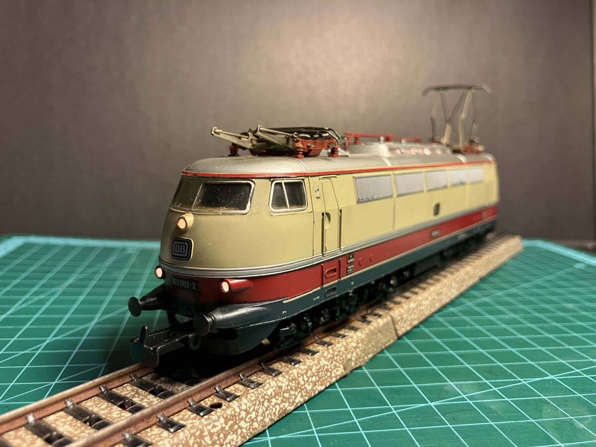 メルクリン 3053 初期型TEE用電気機関車 廃番品 Yahoo!オークション -「3053」(HOゲージ) (鉄道模型)の落札相場