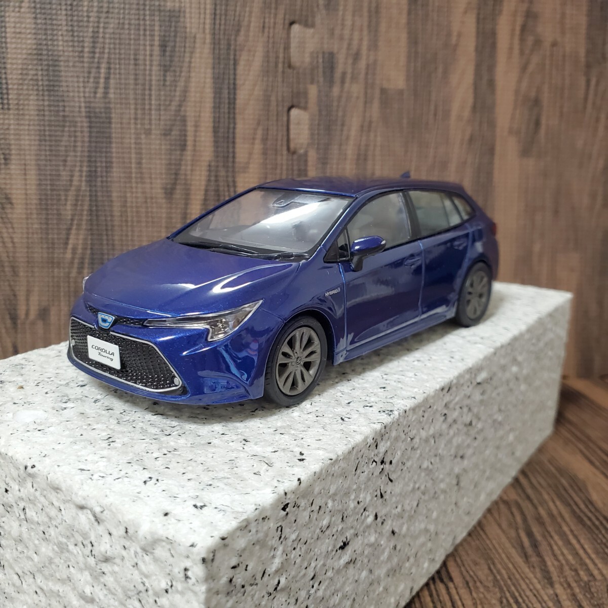 Yahoo!オークション -「カローラツーリング カラーサンプル」の