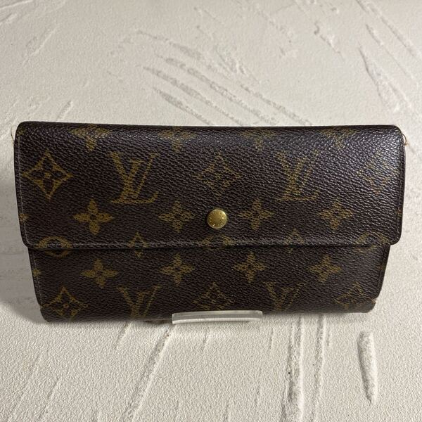 ルイ・ヴィトンモノグラム ポルトトレゾール インターナショナル M61215 PVC,レザー 長財布三つ折りLOUIS VUITTON モノグラム