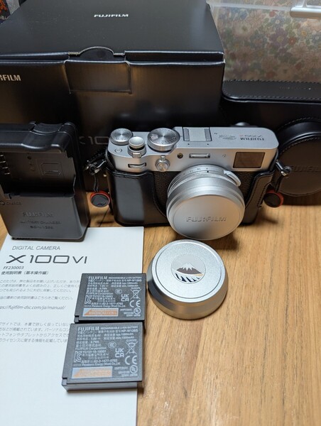 富士フィルムx100Ⅵシルバー&アクセサリーセット