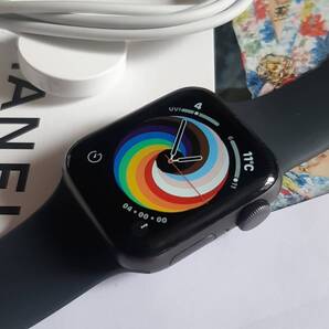 100%バッテリ アップルウォッチ ”シリーズ5 GPS Apple Watch ETE08