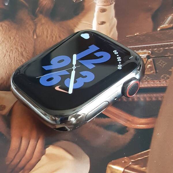 箱1式 Apple Watch Series7 45mm GPS+セルラー モデル アップル KKA01(02)