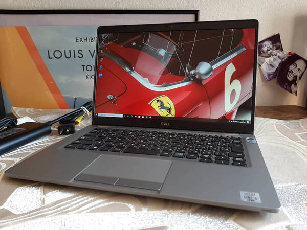 DELL 5310 10世代 i5 10310U 256G/SSD M.2 8G 1920x1080 ノートパソコン ノートPC Windows11 Update PKB02