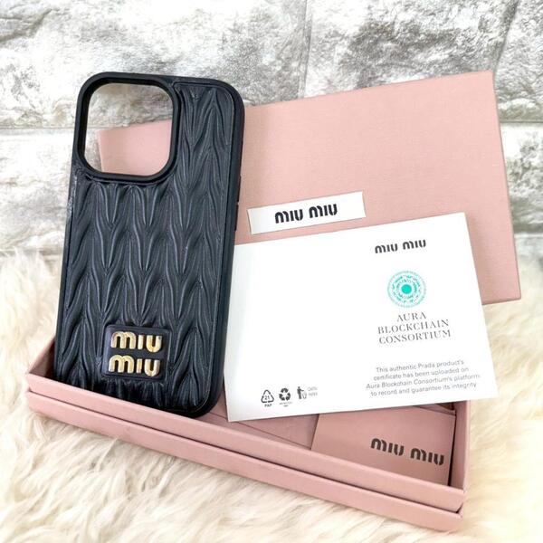 miumiu ミュウミュウ iPhoneケース マテラッセ 5ZH163