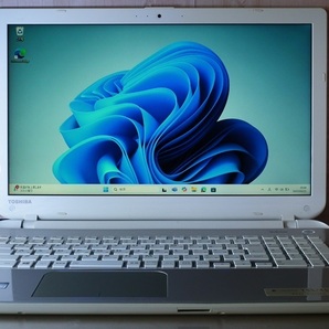 №792【SSD256GB搭載WIN11Home 東芝Dynabook T55/45MG Core-i3/メモリ8GB/Office365】