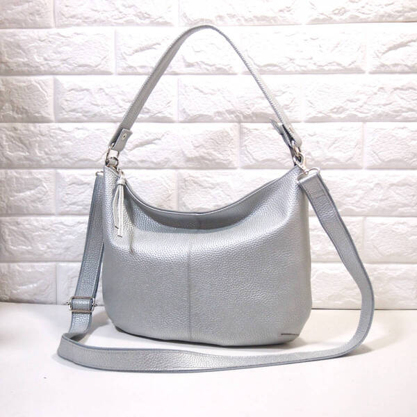 ★ハンドメイド★新品★日本製★牛革★2WAYショルダーバッグ(ロングハンドル・肩掛け)★シルバー色★コロンとしたスタイル★超軽量★