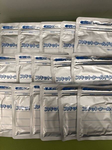 湿布 スキットクールドクター 7枚入18個