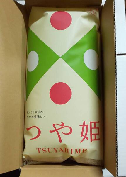 令和年6年産 つや姫 玄米 1kg 特別栽培米
