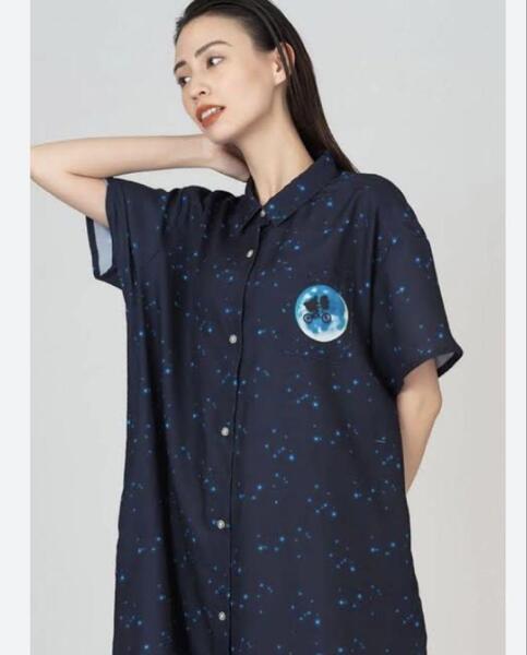 希少☆グラニフ ETコラボ 夜空柄シャツワンピース Mサイズ ユニバーサル