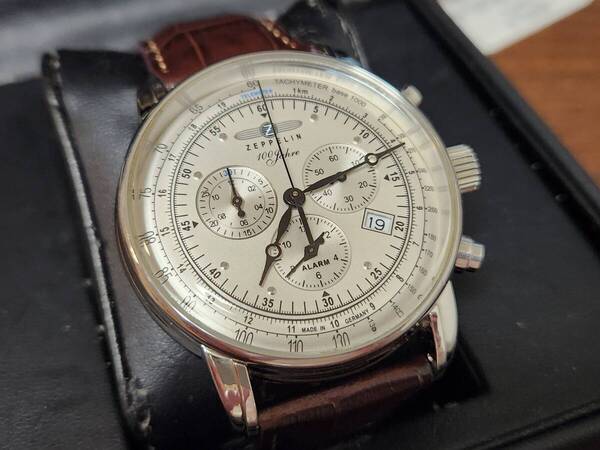 【美品・革ベルト未使用】ZEPPELIN ツェッペリン 76801N 100周年記念 クロノグラフ/クォーツ/SS