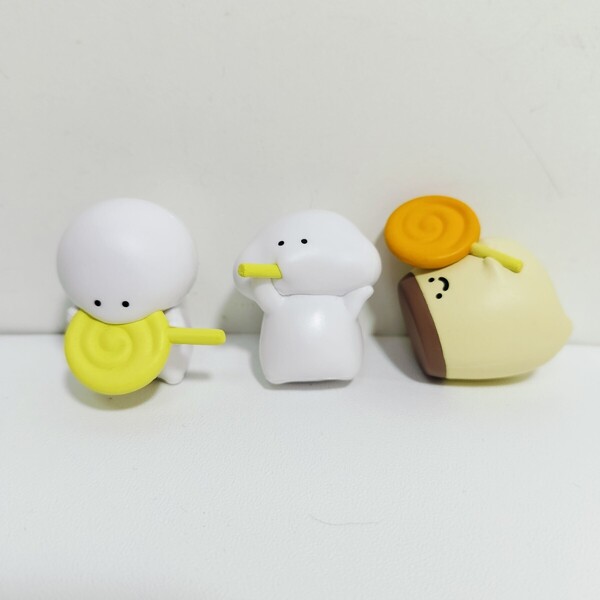 お文具といっしょ マスコットフィギュアコレクション おっきなペロペロキャンディなのです 3点 プリンさん お文具(まむっ)(全部入れるです)