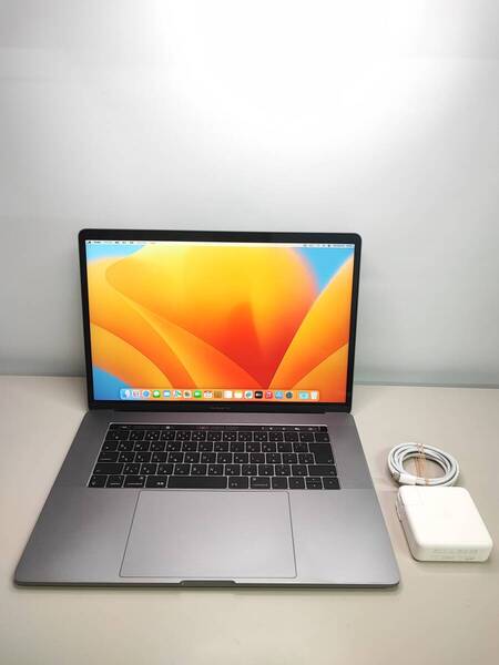 【MO874872】Apple MacBook Pro Core i7-8750H/16GB/256GB