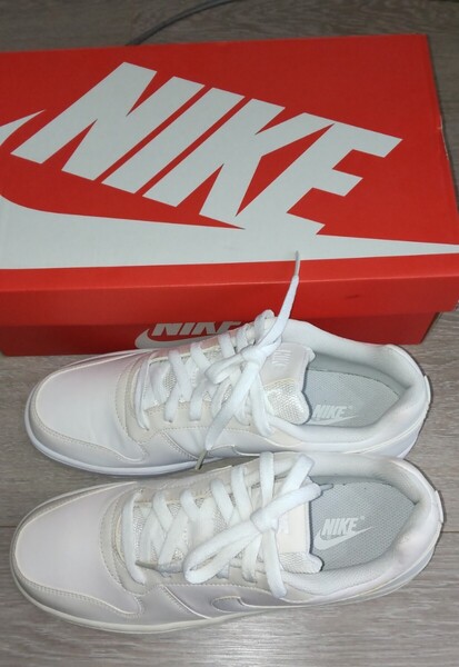 Nike ナイキ エバノン LOW SL ホワイト スニーカー サイズ26