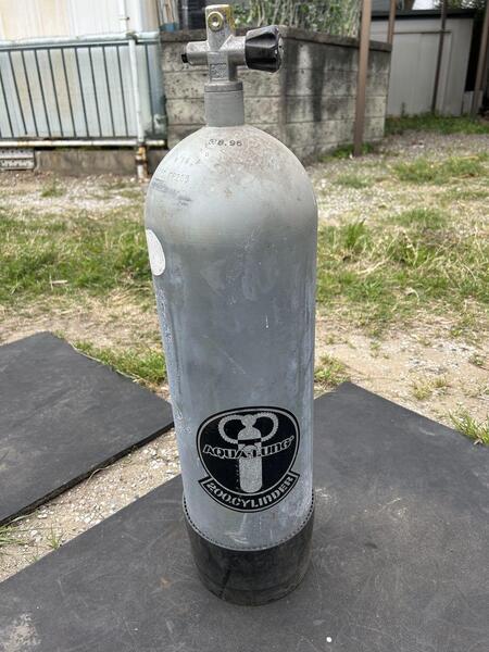 aqua-lung 200.CYLINDERスキューバ―ダイビング酸素ボンベ