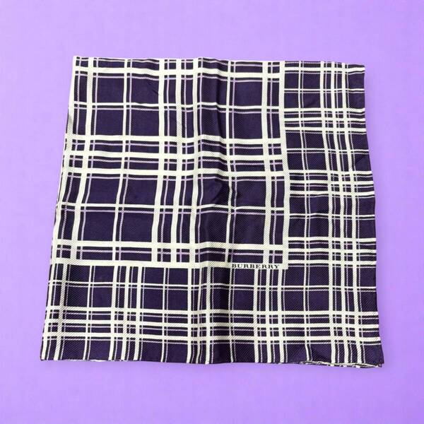 BURBERRY バーバリー スカーフ バンダナ ノバチェック パープル×ライトパープル×アイボリー系 斜めストライプ エレガント 58×58