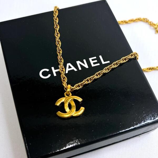 美品シャネル ヴィンテージ ココマーク ネックレス ゴールド 刻印あり
