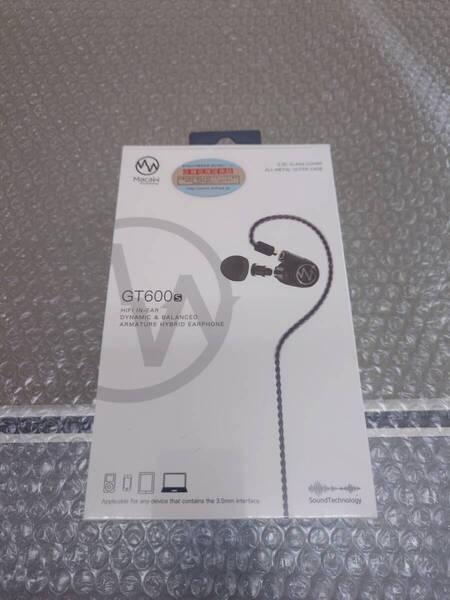 新品 MacaW ハイブリッドカナル型イヤホン GT600s ブラック MW-GT600S-BK
