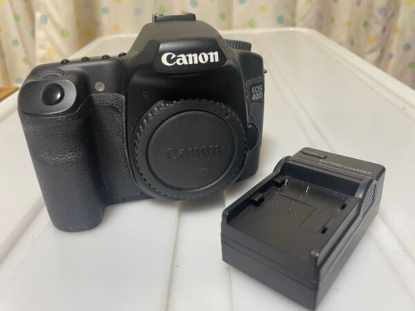 キヤノン Canon EOS 40D デジタル一眼レフカメラ ボディ バッテリー1個+充電器付き
