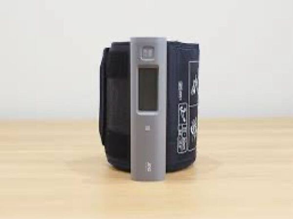 送料無料◆エー・アンド・デイ A&D 通信機能付きホースレス血圧計 グレー UA-1100NFC(GY) 新品