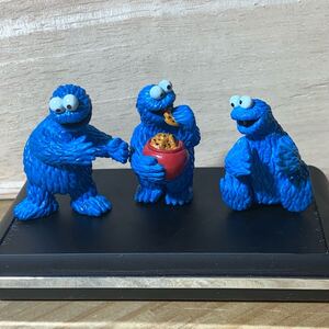 セサミストリート クッキーモンスター みんなで遊ぼうABCフィギュア 昭和レトロ 消しゴム