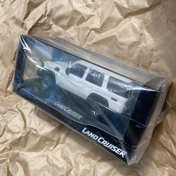 純正 1/30 トヨタ ランクル70 GDJ76 ミニカー ランドクルーザー70 ホワイト スーパーホワイトⅡ 040 再再販 再々販