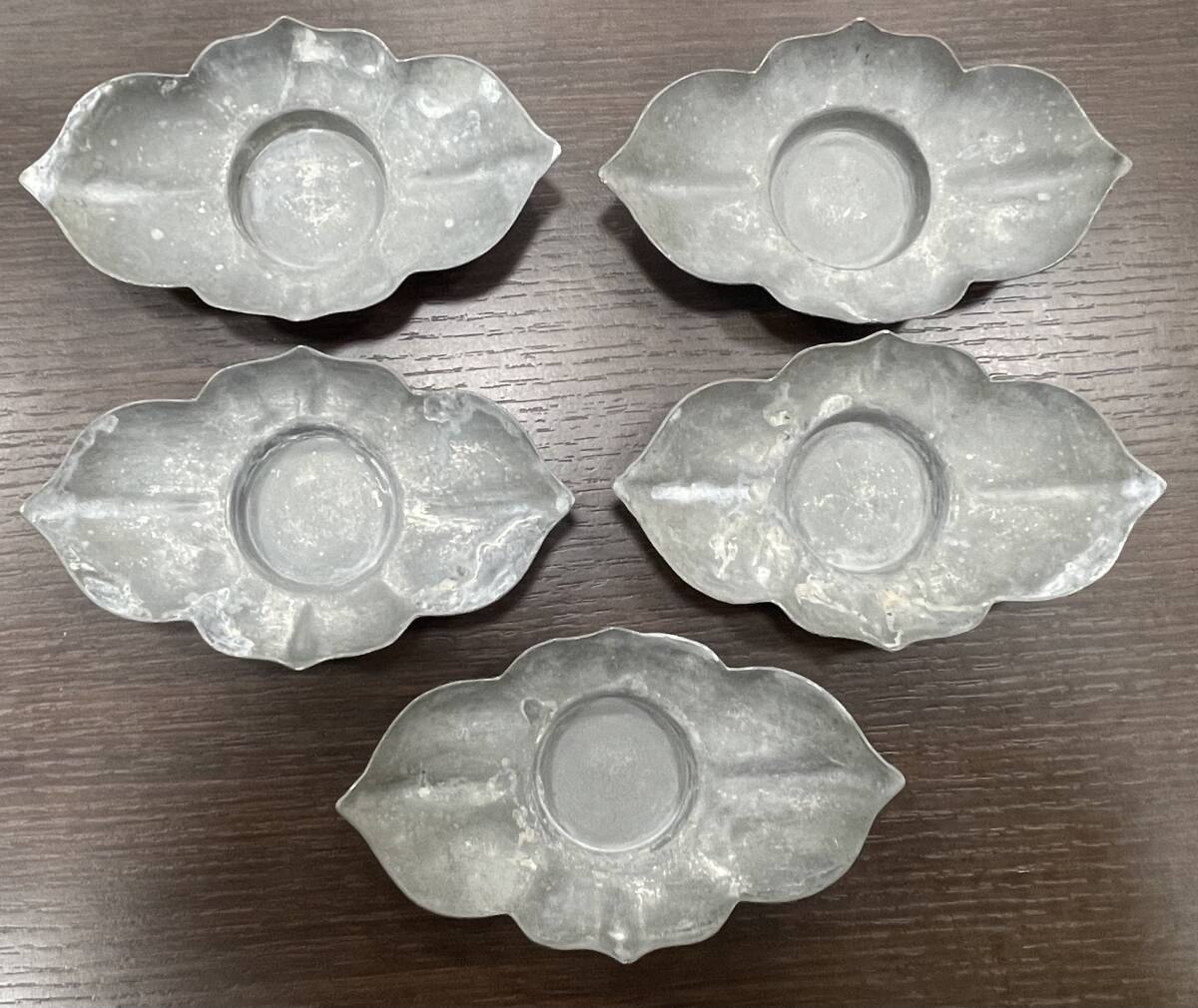 Yahoo!オークション -「錫茶托5枚」(金属工芸) (工芸品)の落札