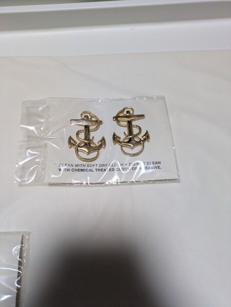 【希少】米軍 士官候補生 錨バッジ Antaya社製 85年製 USN 海軍 ラペルピン ピンバッチ 階級章 ビンテージ