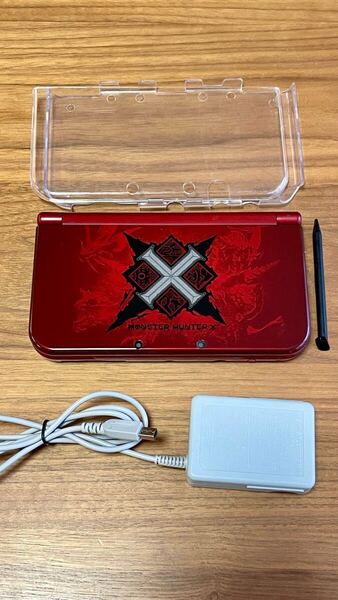 【美品】newニンテンドー3DSLL 本体 モンスターハンタークロス モンハン 動作確認済 充電器